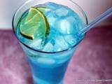 Happy Hour – Blue Lagoon cocktail
