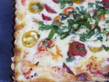 Bärlauch-Tomaten-Quiche – herzhafter Parmesan-Mürbeteig mit fruchtig-würziger Füllung