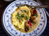 Köttbullar in Rahmsauce – original schwedische Hausmannskost