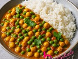 Čičerikin curry z grahom in jasminovim rižem