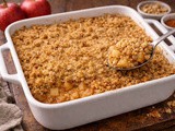 Jabolčni drobljenec s cimetom (crumble)
