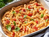 Kremna one-pan pasta iz pečenih češnjevcev