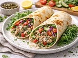Mediteranska tuna tortilja s kaprami, limono in kremnim sirom