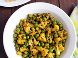 Gobi Matar Recipe | Cauliflower Peas Dry Curry