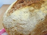 Pane a lievitazione naturale con biga e autolisi ai semi di chia