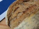 Pane con semi e farina di semi di lino a lievitazione naturale