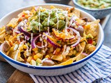 Vegetarische nachoschotel