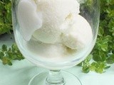 Gooseberry and elderflower frozen yogurt - lactose free