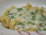 Tortellini with Peas in Creamy Cheese Sauce