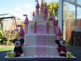 Disney Castle Cake with Mickey and Minnie – Cake Of The Week