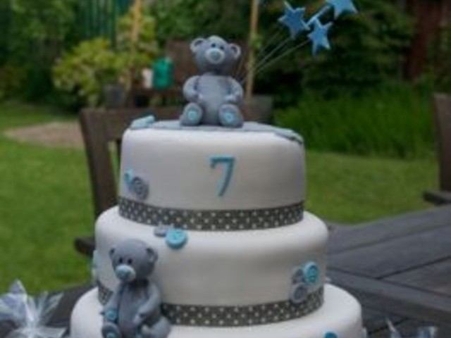 TATTY TEDDY CAKE TOPPER - Decorated Cake by le delizie di - CakesDecor