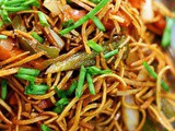Chinese Bhel- Crispy Noodle Salad