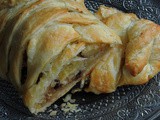 Easy Apple & Chocolate Chips Strudel