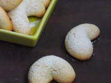 Eggless Cashew Crescent Cookies