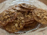 Chewy Oatmeal Lace Cookies