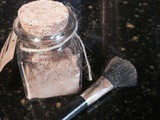 Last Minute Stocking Stuffer: All Natural Homemade Bronzer Recipe