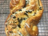 Pane Bianco - twisted Italian loaf filled with basil, garlic, tomatoes & cheese