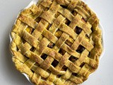 Blueberry and Peach Pie: Mastering the Classic Dessert