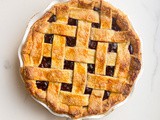 Classic Home-made Cherry Pie
