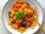 Quick and Easy Air-Fried Eggplant and Tomato Sauce with Farfalle Pasta