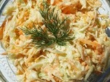 Kupus salata - coleslaw i krompirići sa susamom