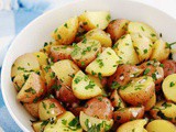 Salade de pommes de terre (vinaigrette, herbes aromatiques)