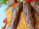 Brochette kebab de viande hachée au barbecue