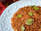 Délicieux curry indien de Dahl de lentilles