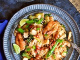 Pad Thai Noodles with Prawn/Shrimp and Paneer