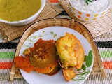 Chalkumror pur bhaja [batter fried stuffed winter melon]