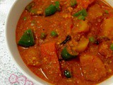 Mixed vegetable curry with khoya