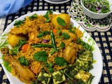 Spicy chicken rice & green masala paneer