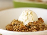 Apple crisp with oatmeal walnut streusel topping