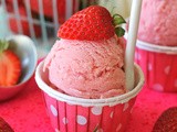 Strawberry Frozen Yogurt #SundaySupper