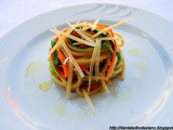 Chitarra con julienne di carote , zucchine e parmigiano