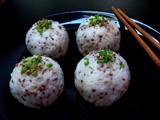 Comment faire facilement des boulettes de riz et autres onigiri