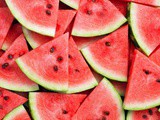 6 Benefits of Watermelon & Best Tips on Purchase and Use