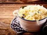 6 Health Benefits of Sauerkraut & 4 Recipe Ideas