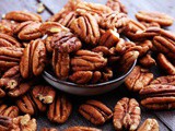 8 Health Benefits of Pecans & 3 Tips for Using