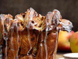 Apple Cinnamon Pull-Apart Bread (vegan)