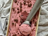 Balsamic Roasted Cherry Chocolate Chunk Ice Cream & July 2016 Degustabox Review