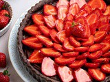 Chocolate Strawberry Tart (vegan)