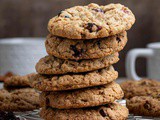 Cranberry Pecan Oatmeal Cookies (vegan)