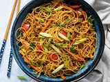 Curry Noodles (Vegan)