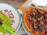 Pizza gorgonzola,radicchio e rosmarino