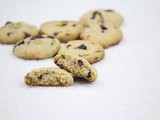 Berry pistachio cookies / whole wheat berry cookies