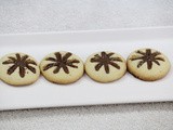 Flower cookies / whisk cookies / nutella filled cookies