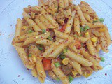 Red and white sauce pasta