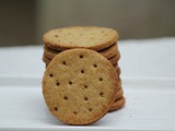 Whole wheat savoury biscuits