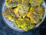 Pointed Gourd (Parwal) Leaves Fritters/Palta Patar Pakora